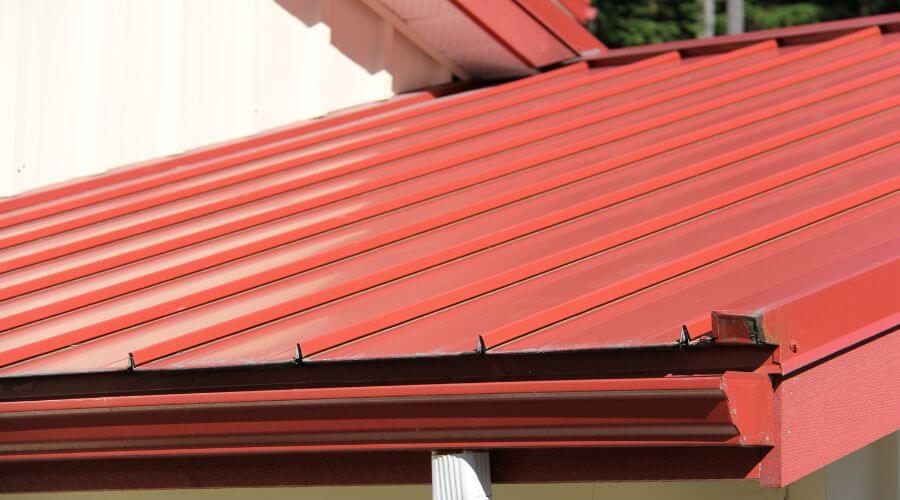 Professional gutter cleaning in De Valls Bluff, AR